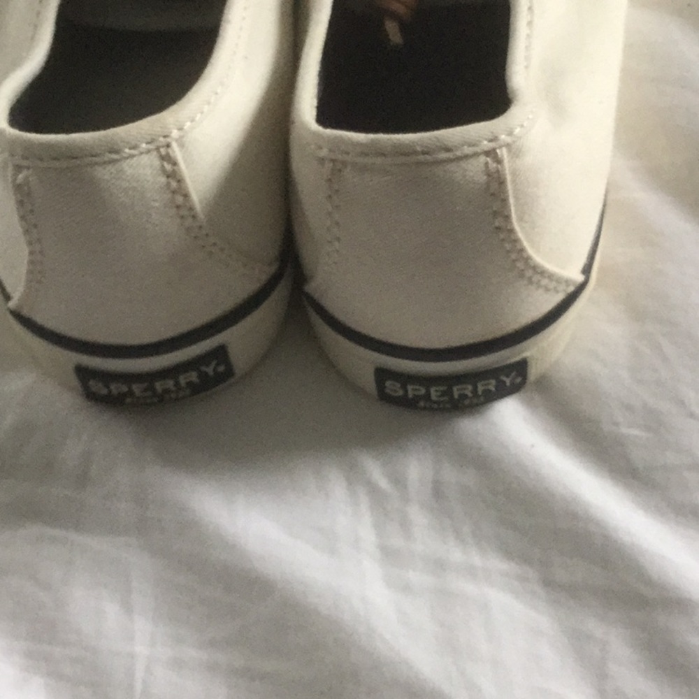 Sperry Women’s fashion sneakers.Size 8 M - Picture 4 of 5